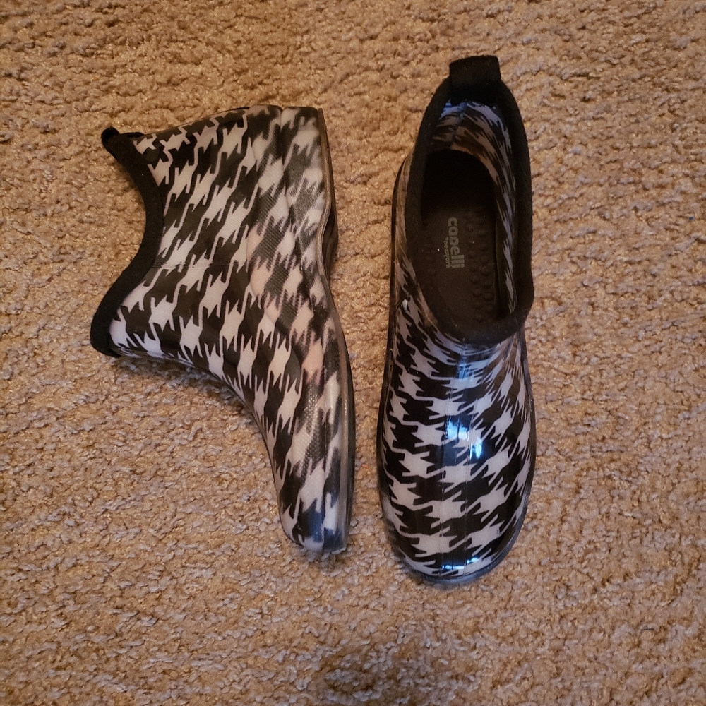 Rain boots